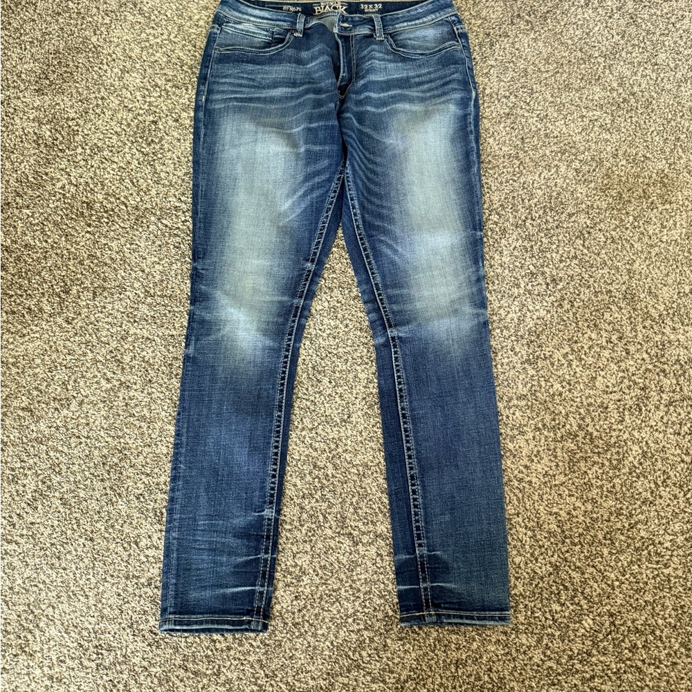Buckle Women's Skinny Jeans in Faded Indigo
